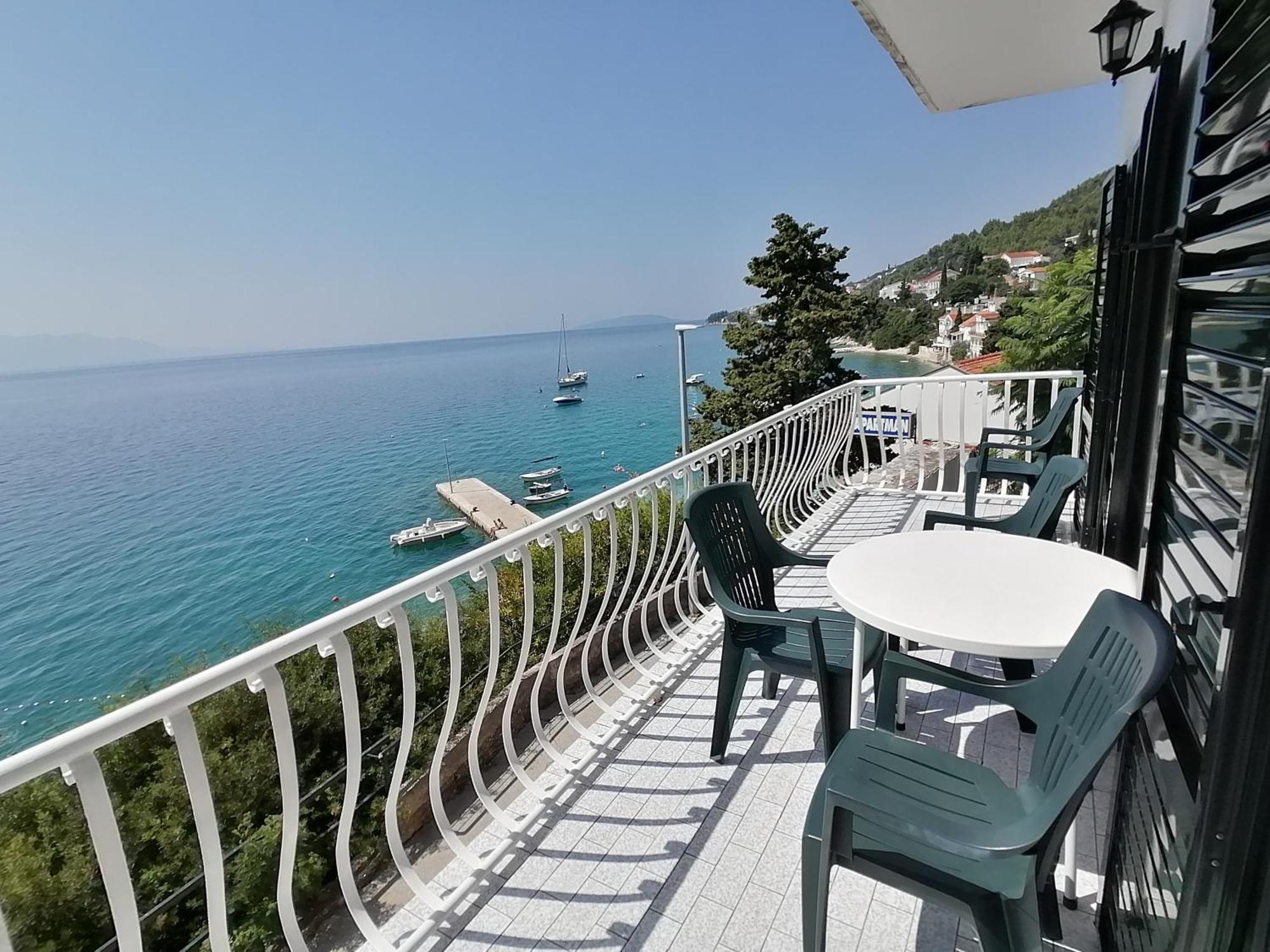 Apartments By The Sea Brist, Makarska - 505 Подаца Экстерьер фото